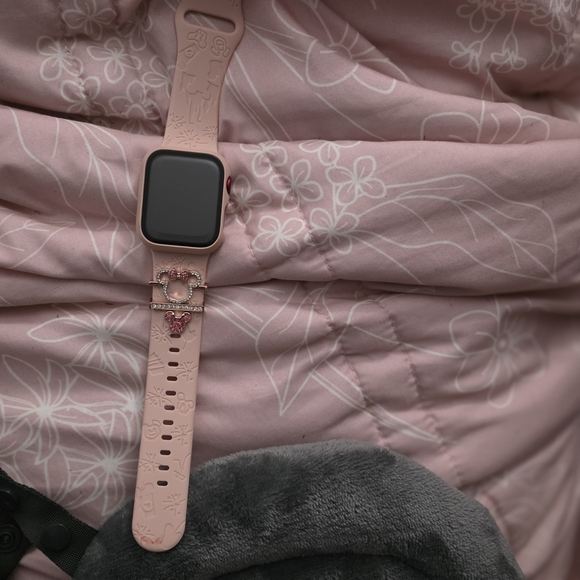 Apple Series 7 [RED] Smartwatch with ALL Assecories 45mm